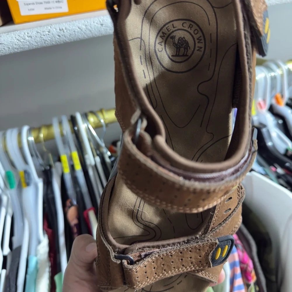 CAMEL CROWN Men's Leather Sandals Hiking Outdoor Water Beach - size 9.5